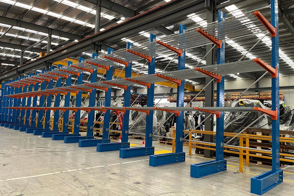 Adjustable Cantilever Racking - Gieantech