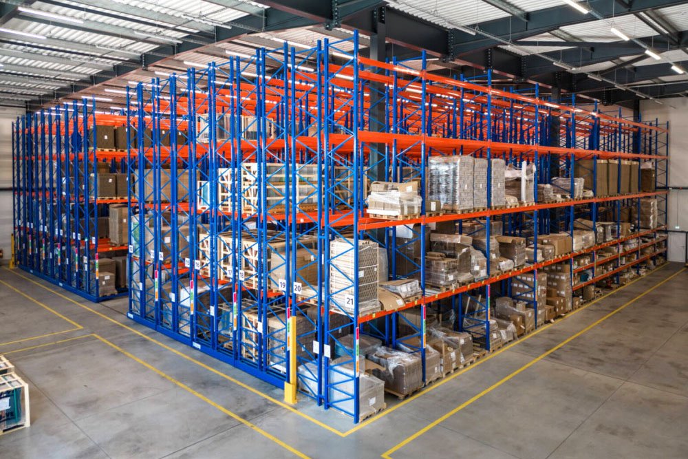 Standard Electric Mobile Racking - Gieantech